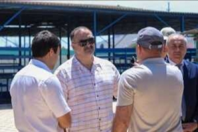 Был оператором на свадьбах, стал председателем суда