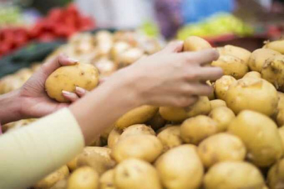 Продуктовая нехватка на Чукотке: овощи исчезают через 10 минут после доставки