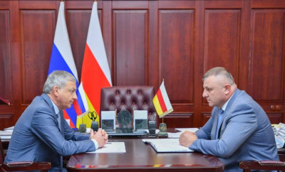 Тайна убийства семьи привела к министру